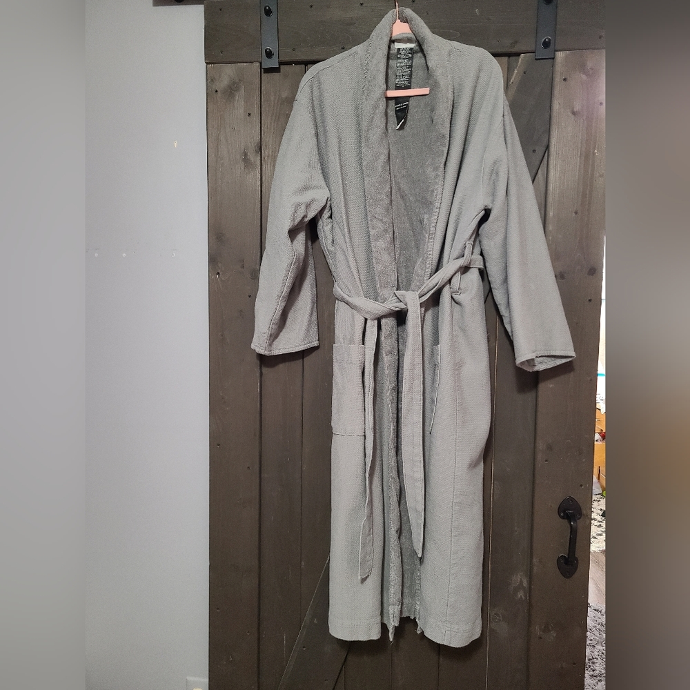 Men's Pottery Barn Robe